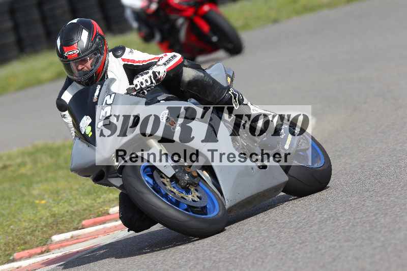 /Archiv-2023/06 10.04.2023 Moto Club Anneau du Rhin/Blanc-Novice/132